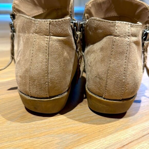 Girls Dolce Vita Tan Zippered Faux Suede Sutton Booties - Picture 3 of 5